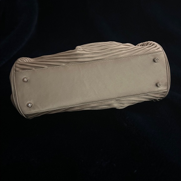 Judith Leiber Silver Satin Pleated Clutch - Picture 8 of 9